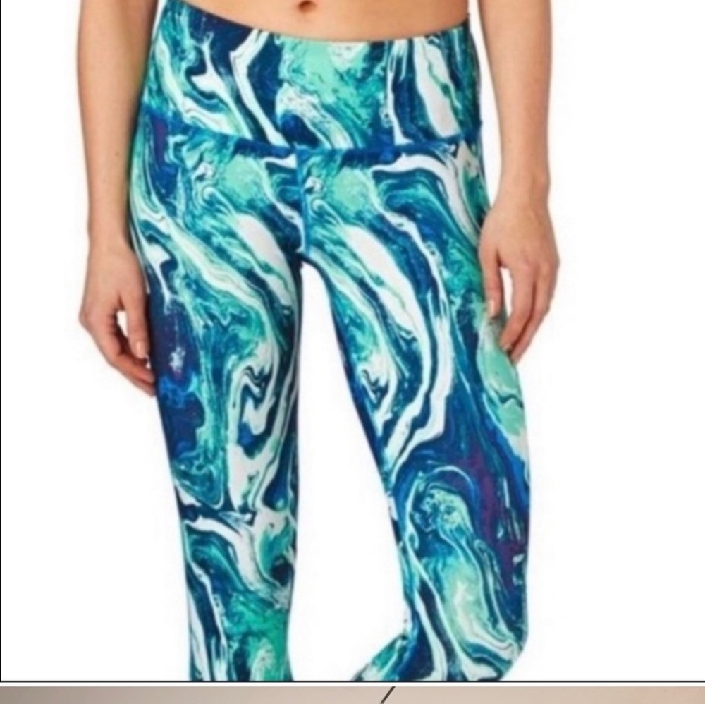 Patagonia paint swirl print crop leggings